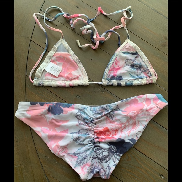 Lovers + Friends Floral Bikini - Picture 2 of 3